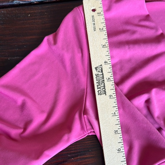 Renee C. Pink Fitted Crop Blouse - Picture 11 of 11